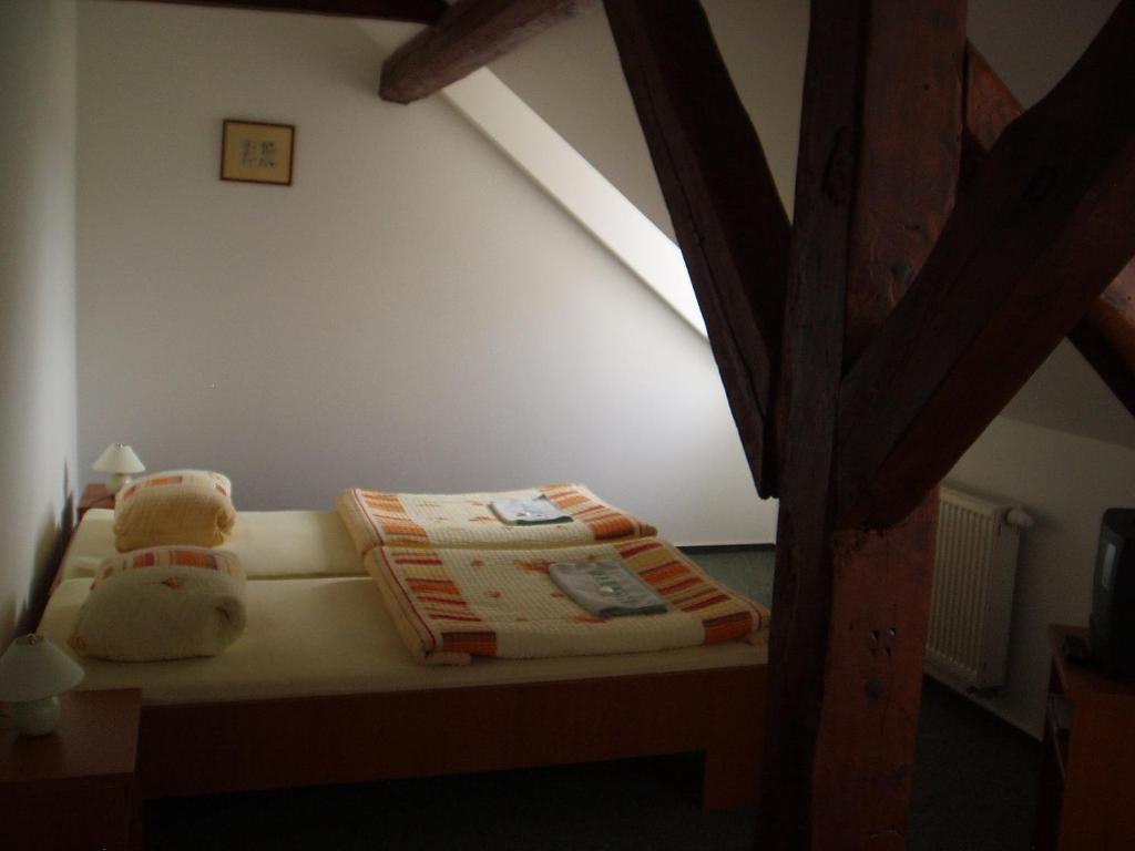 Restaurace A Penzion Ceska Hospoda Heřmanice 객실 사진